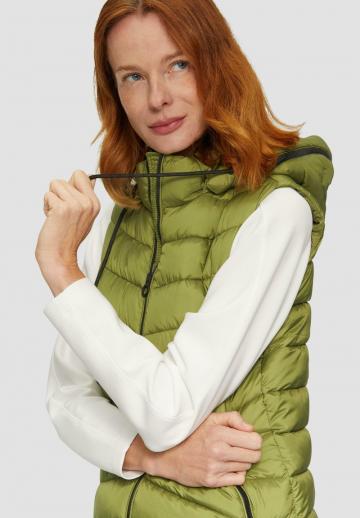 Стеганый жилет