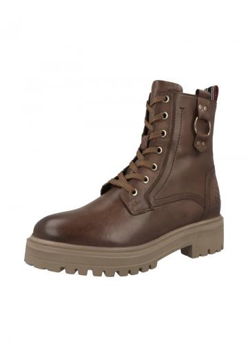 Ботинки на шнуровке