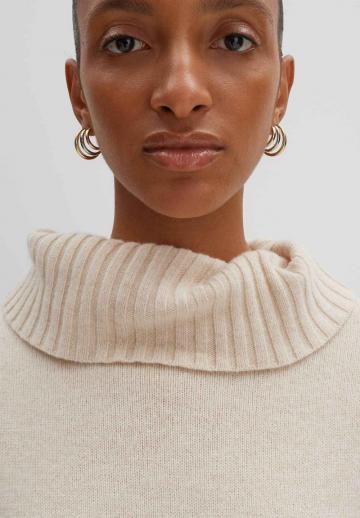 Пуловер с рукавом три четверти