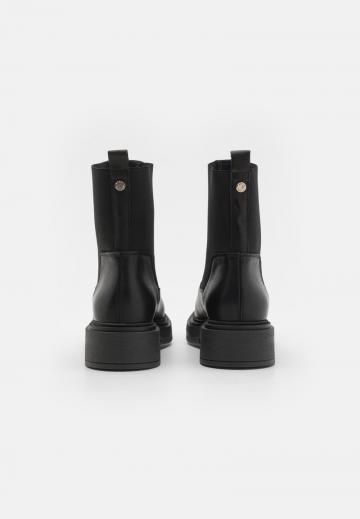 Ботинки челси