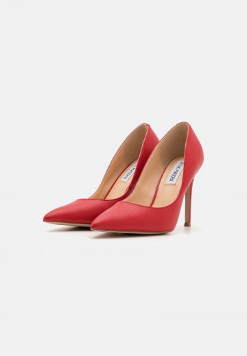 Туфли на высоком каблуке