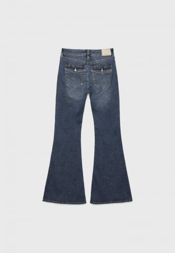 Клешеные джинсы