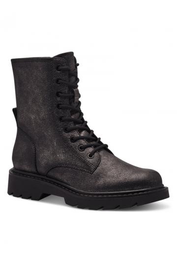 Ботинки на шнуровке