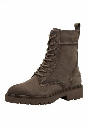 Ботинки на шнуровке