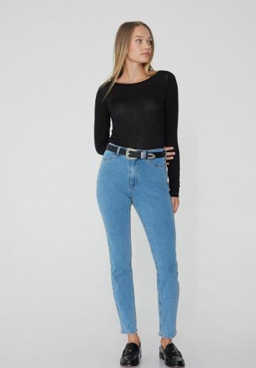 Узкие брюки