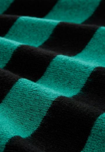 Вязаное платье