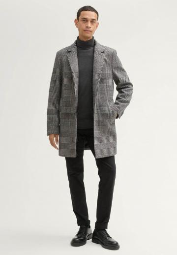 Шерстяное пальто