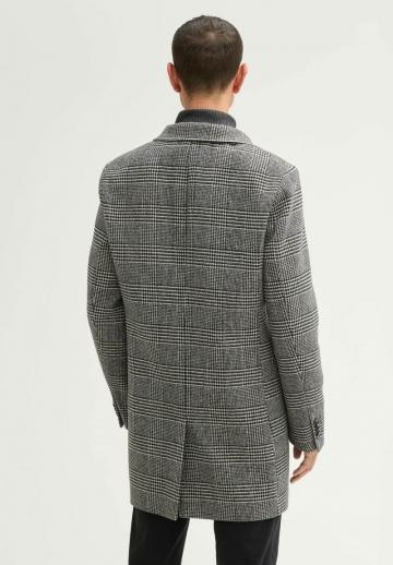 Шерстяное пальто