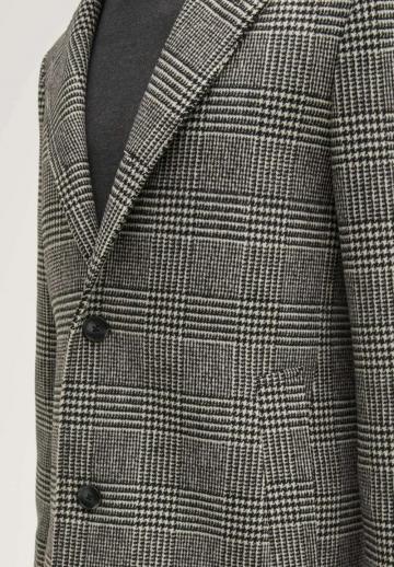 Шерстяное пальто