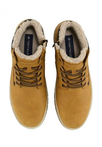 Зимние ботинки