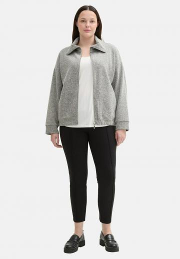 Вязаная кофта