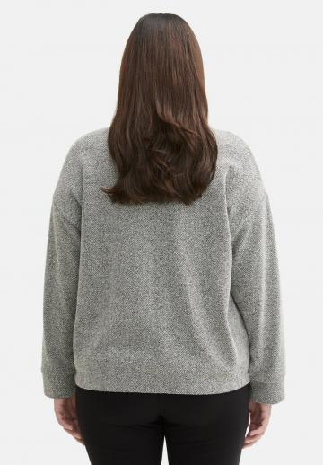 Вязаная кофта