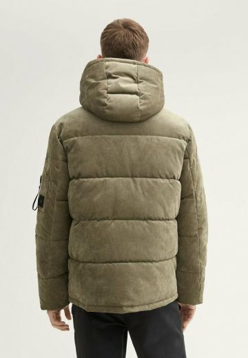 Зимняя куртка