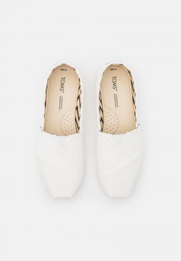 Полуботинки