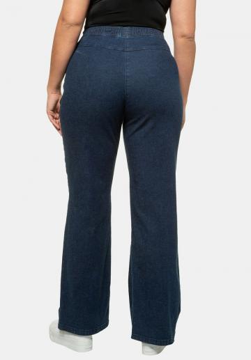 Узкие джинсы