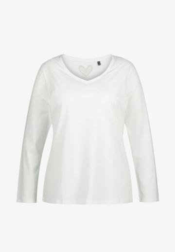 Пуловер с вырезом V