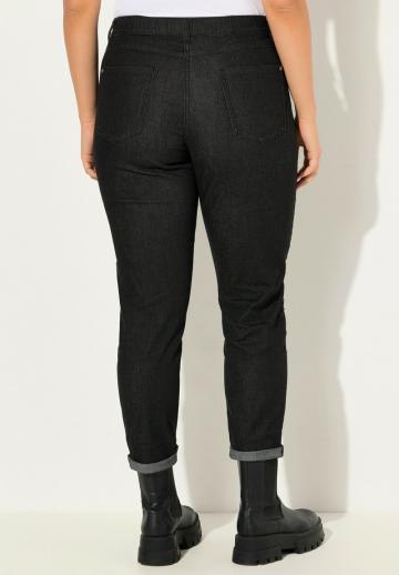 Короткие джинсы