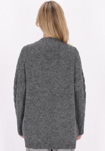 Длинный жилет