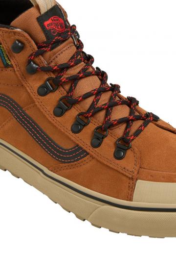 Зимние ботинки