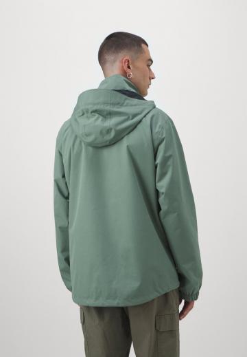 Куртка-дождевик
