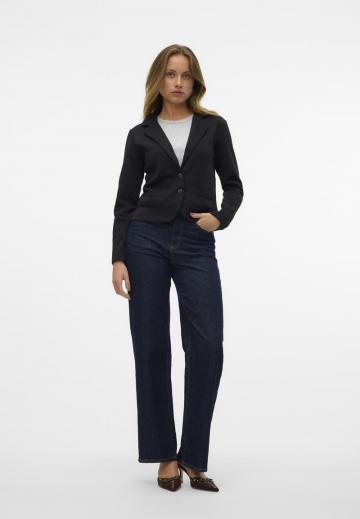 Короткий блейзер