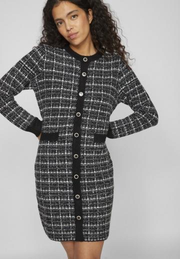 Вязаное платье