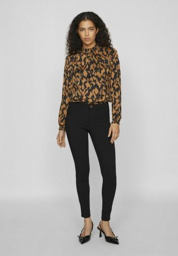 Атласная блузка