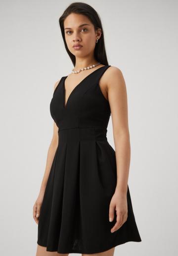 Коктейльное платье