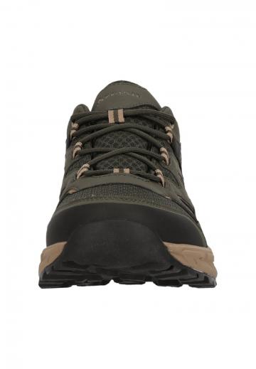 Походные кроссовки