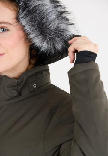 Спортивная куртка