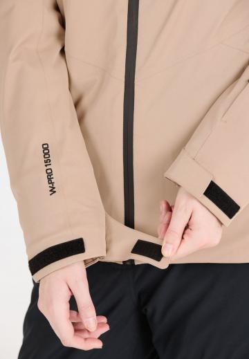 Спортивная куртка