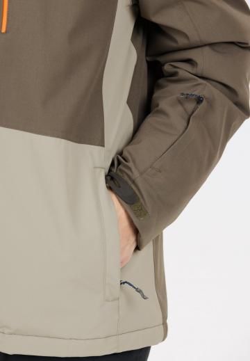 Сноубордическая куртка