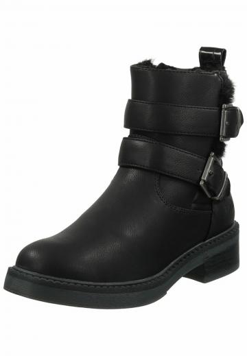 Зимние ботинки