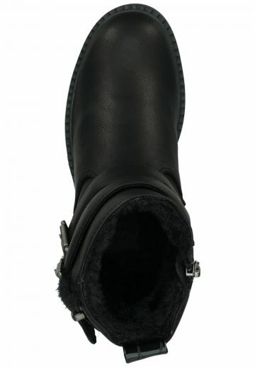 Зимние ботинки