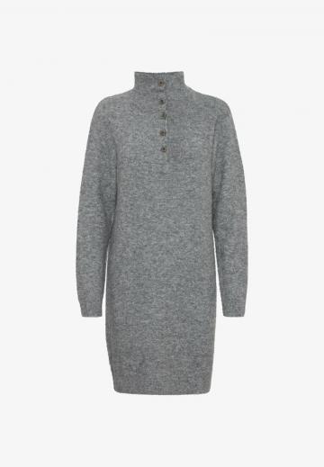 Вязаное платье