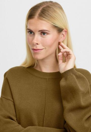 Вязаное платье