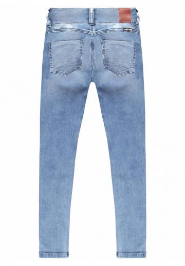 Узкие джинсы