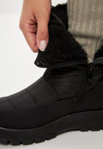 Зимние ботинки