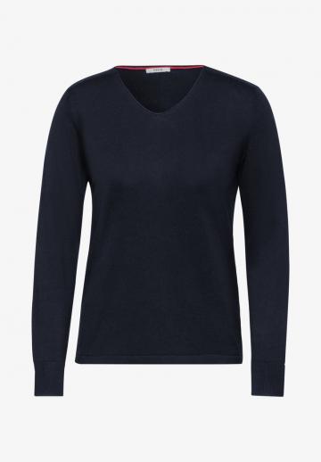 Пуловер с вырезом V