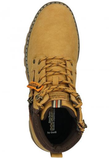 Ботинки на шнуровке