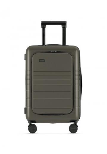 Набор чемоданов