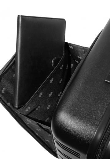 Чемодан на колесах