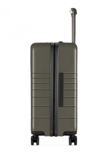 Чемодан на колесах