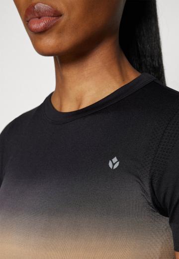 Спортивная майка