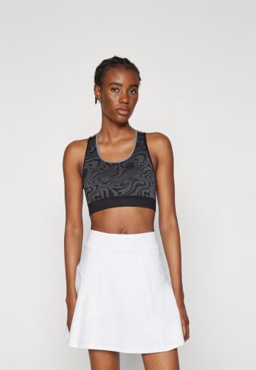 Спортивный топ