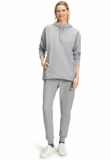 Пуловер с капюшоном