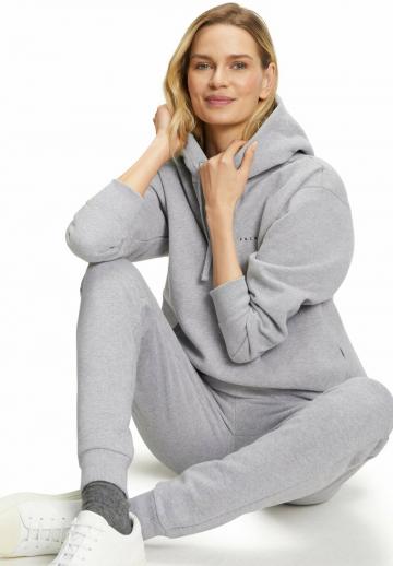 Пуловер с капюшоном