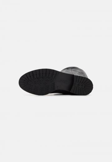 Широкие сапоги