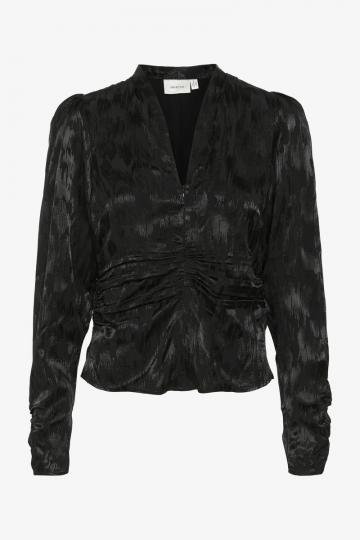 Атласная блузка