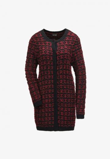 Жаккардовая вязаная кофта